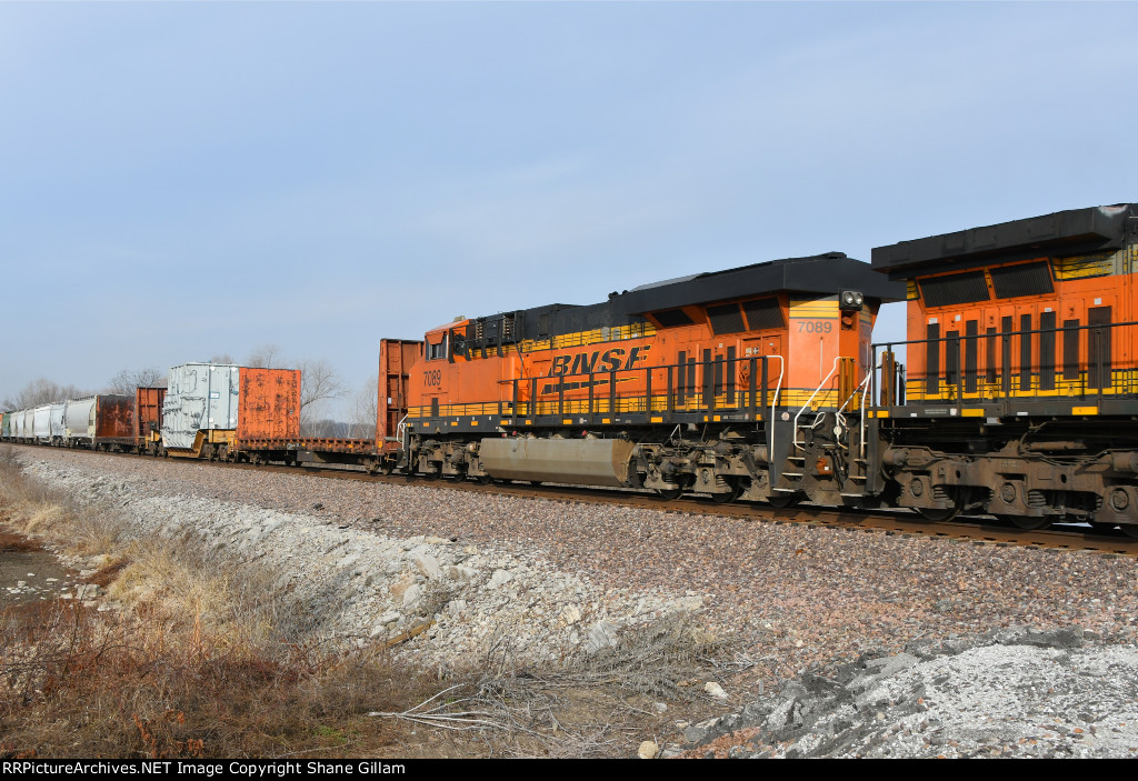 BNSF 7089 Roster shot